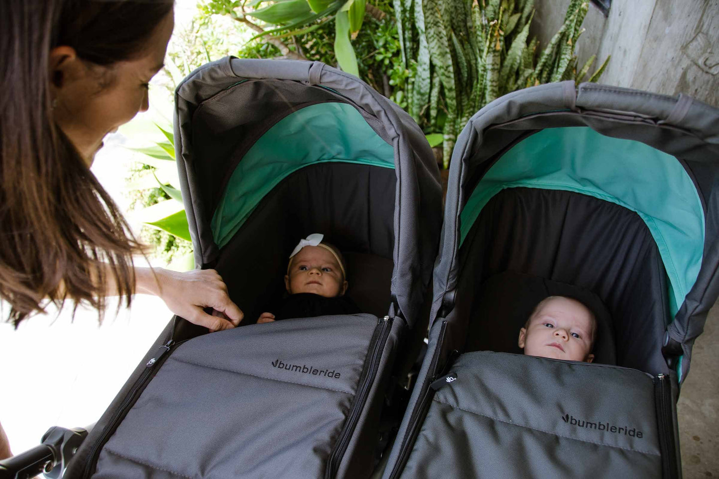 Bumbleride Indie Twin with Dual Bassinets in Dawn Grey Mint Global 4